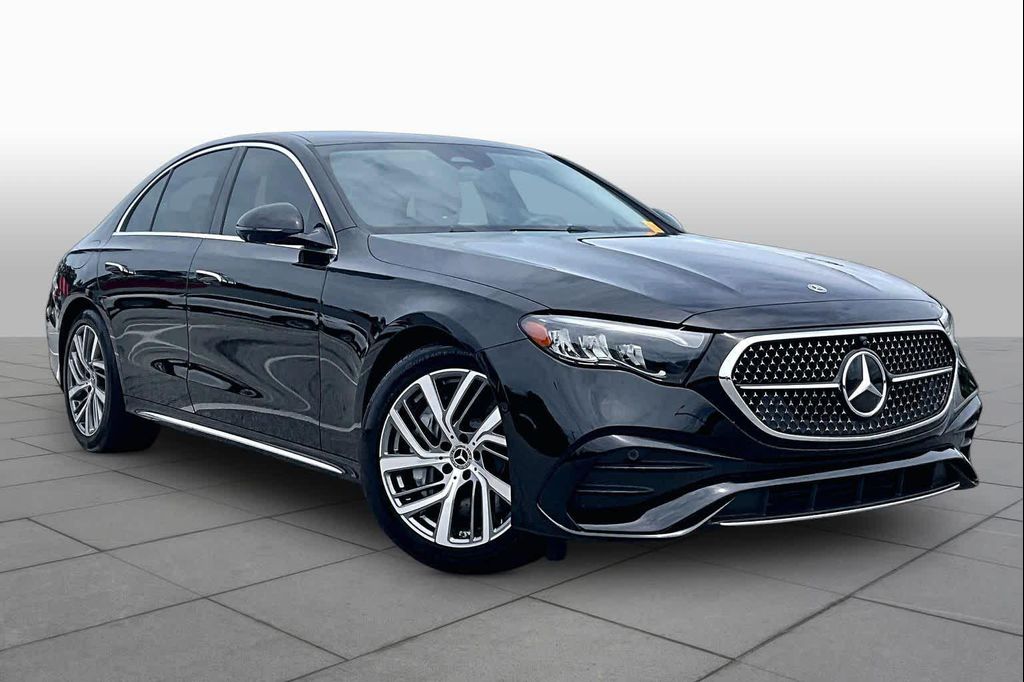 صورة 3 لـ 2026 Mercedes-BENZ E-CLASS