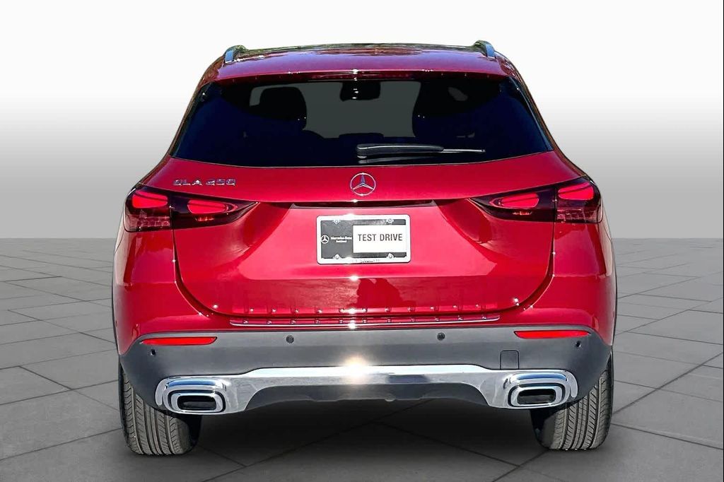 MERCEDES-BENZ GLA-CLASS - 5