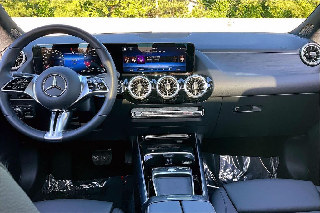 MERCEDES-BENZ GLA-CLASS - 7