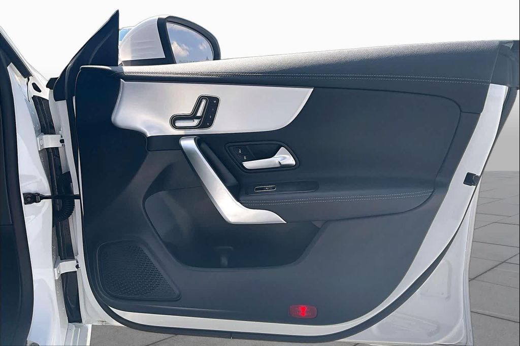 صورة مصغرة 23 لـ 2025 Mercedes-BENZ CLA