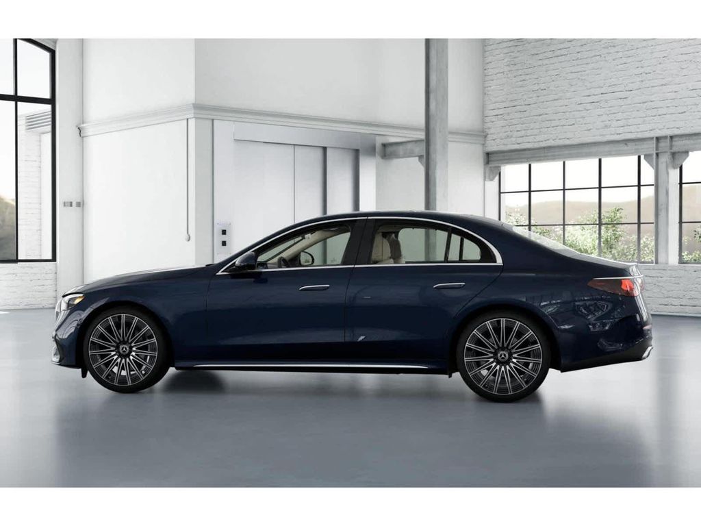 صورة مصغرة 32 لـ 2026 Mercedes-BENZ E-CLASS