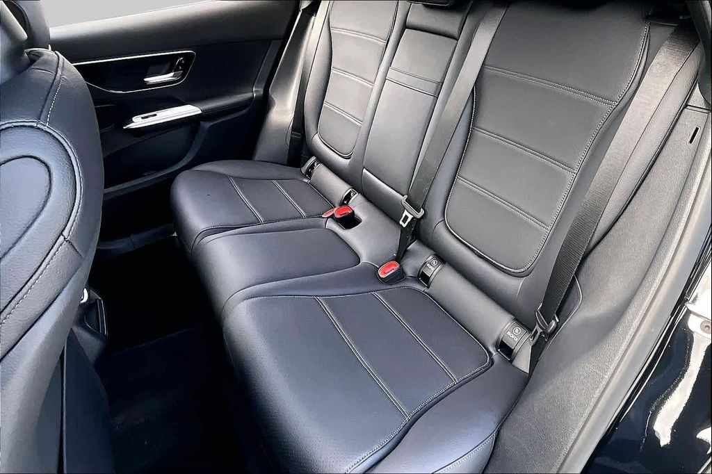 2025 Mercedes-BENZ GLC 缩略图 21