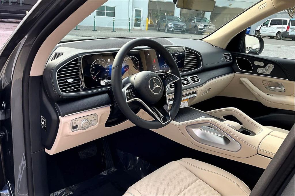 MERCEDES-BENZ GLE - 8