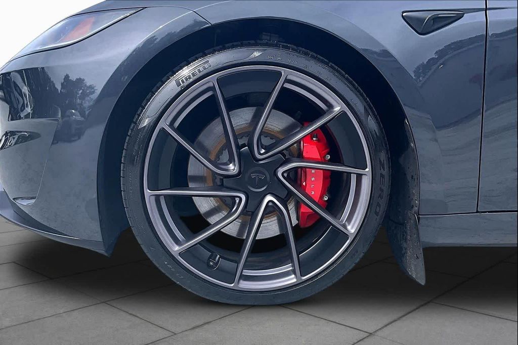 TESLA MODEL 3 PERFORMANCE - 9