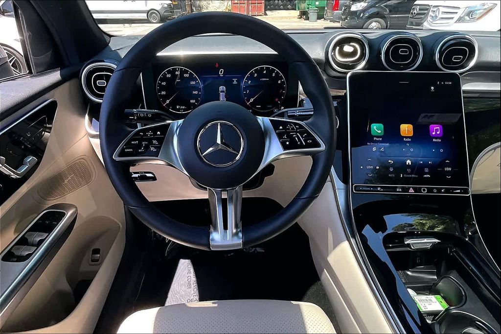 MERCEDES-BENZ GLC - 6