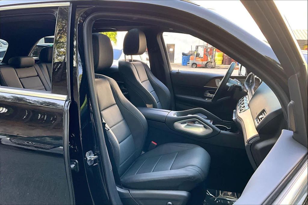 MERCEDES-BENZ GLE-CLASS - 9