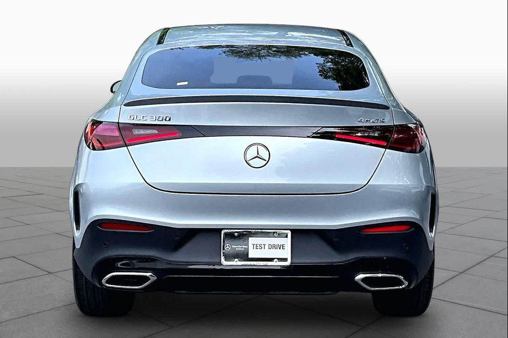 MERCEDES-BENZ GLC - 5