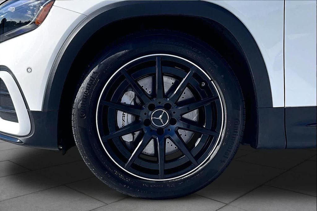 2026 Mercedes-BENZ AMG GLB 35 4MATIC — миниатюра 11