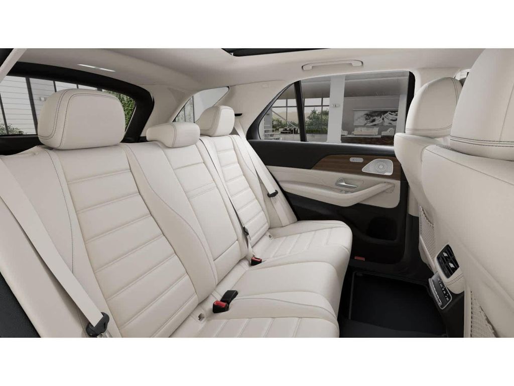 2026 Mercedes-BENZ GLE 照片 4
