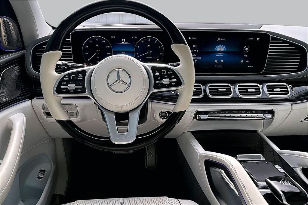 صورة 6 لـ 2022 Mercedes-BENZ GLS MAYBACH