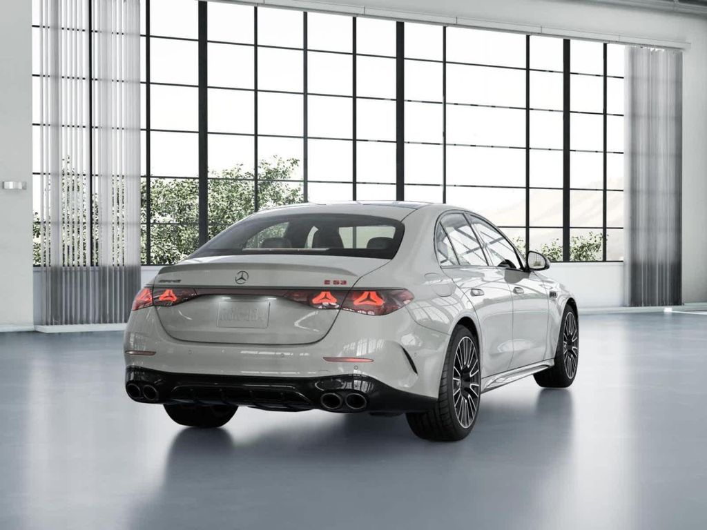 2026 Mercedes-BENZ AMG E 53 E 4MATIC+ 缩略图 21