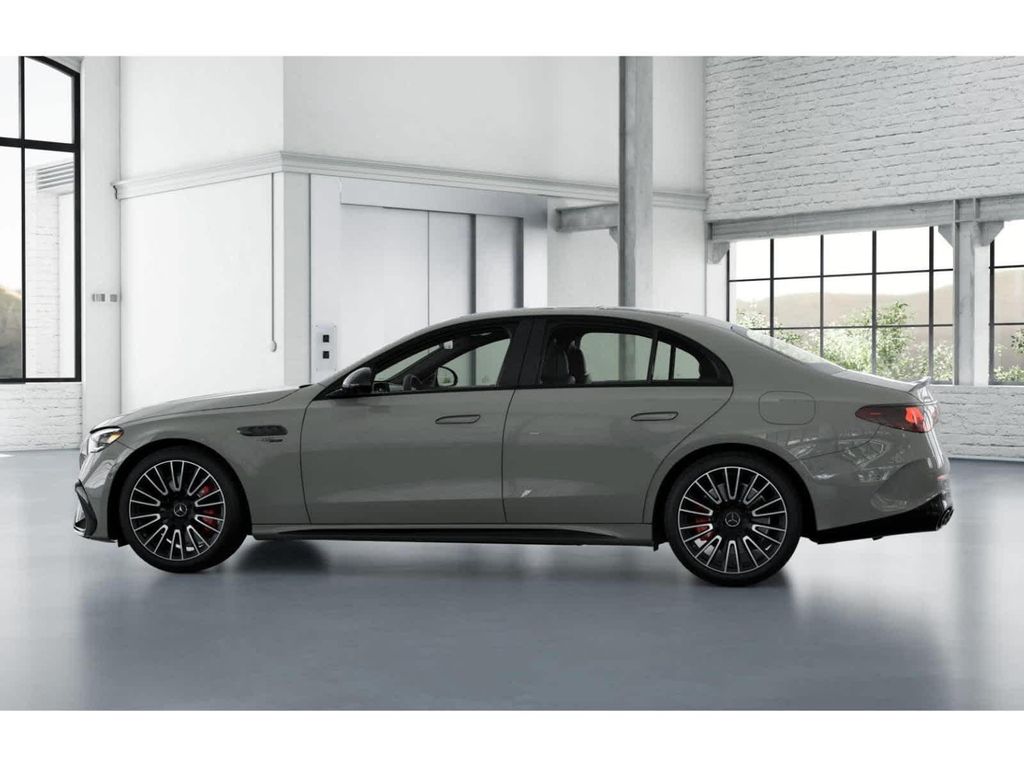 2026 Mercedes-BENZ AMG E 53 E 4MATIC+ 缩略图 31