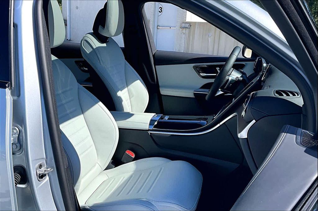 MERCEDES-BENZ GLC - 9