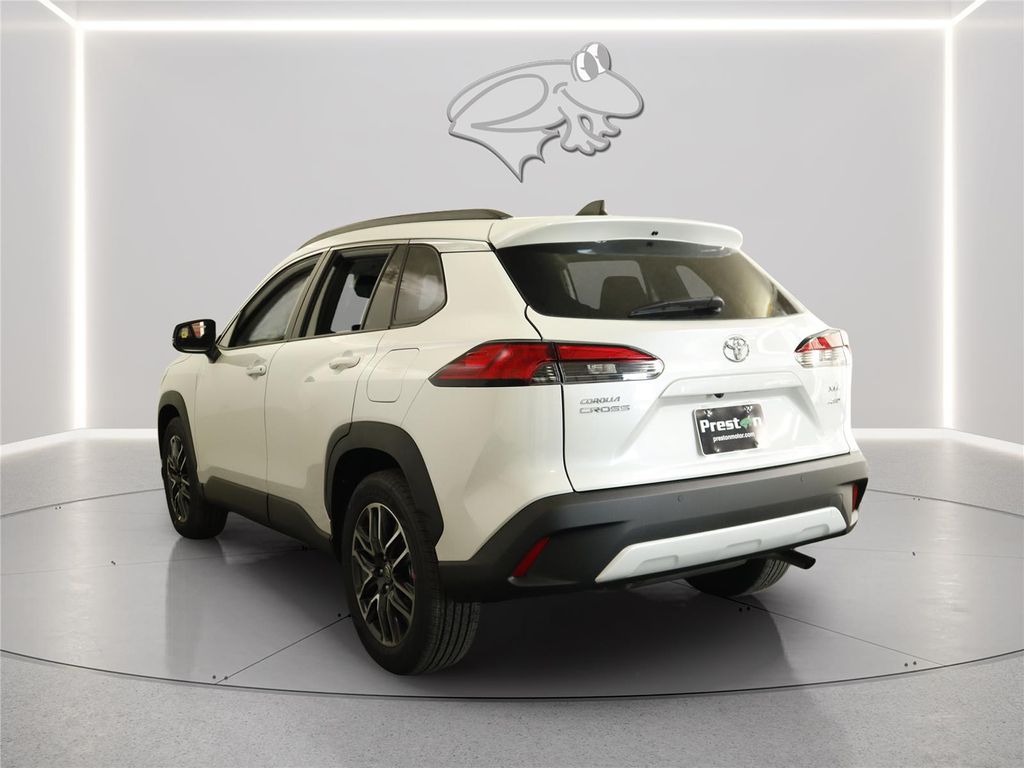 TOYOTA COROLLA CROSS - 3