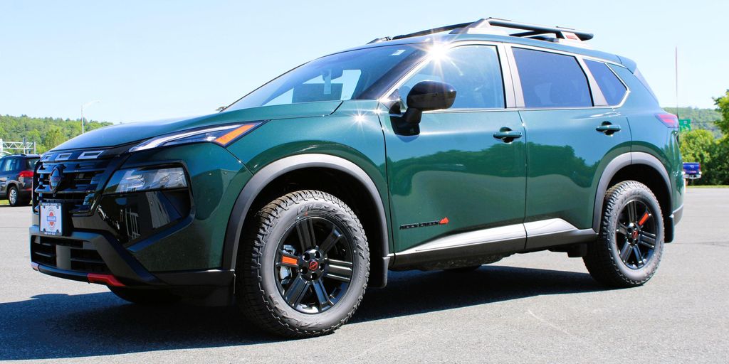 New 2026 Nissan Rogue Rock Creek