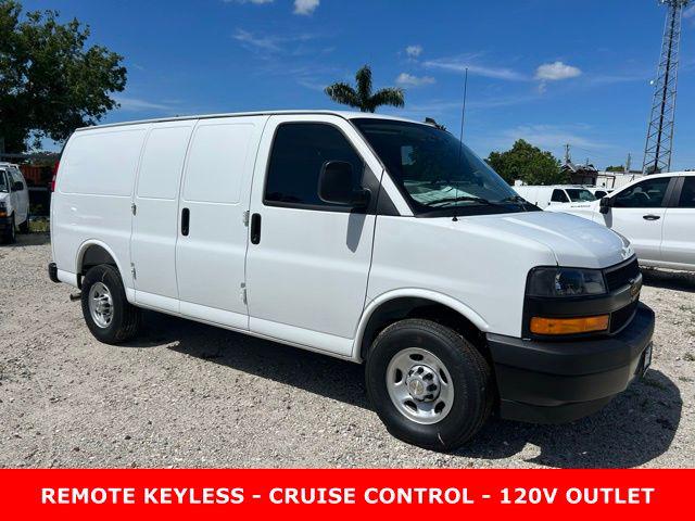 New 2025 Chevrolet Express 2500 Work Van