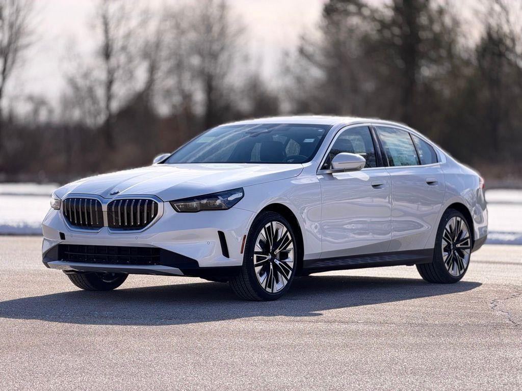 New 2026 BMW 530 i xDrive