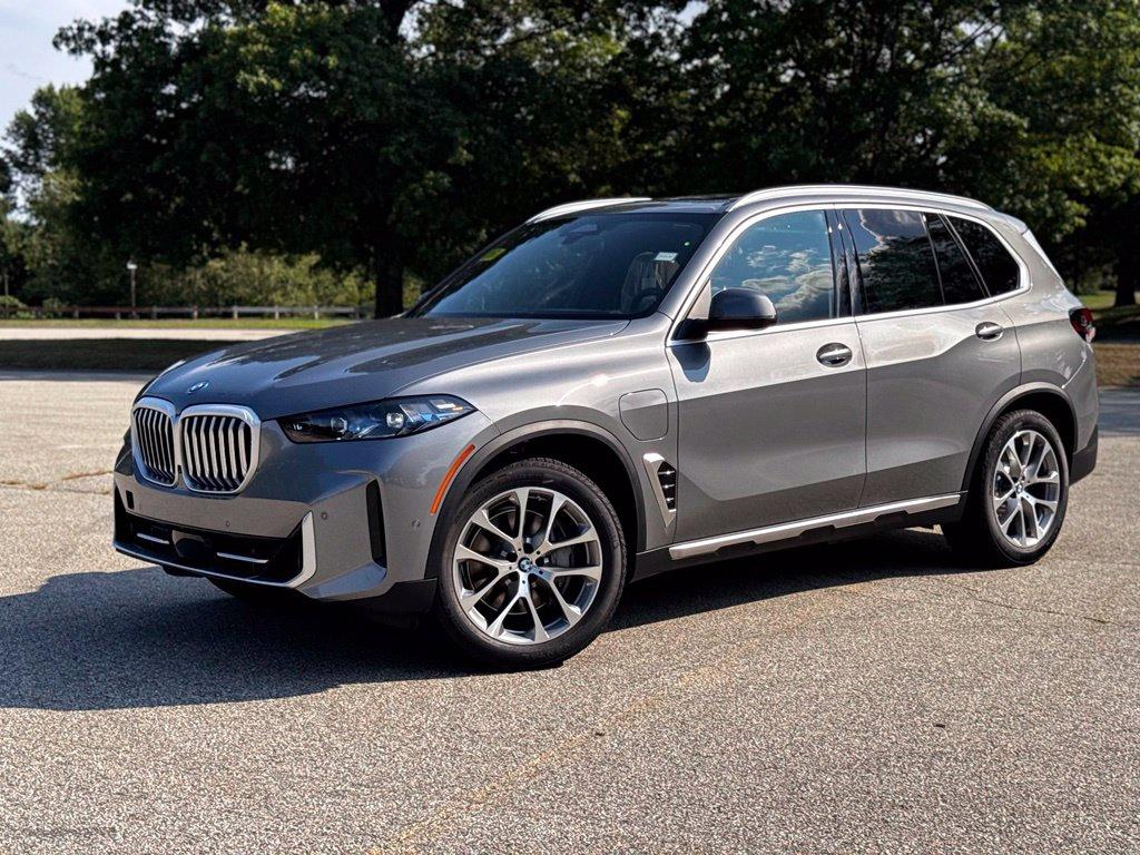 New 2026 BMW X5 PHEV xDrive50e