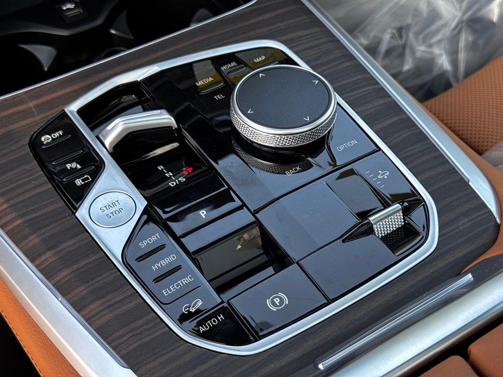 2026 BMW X5 PHEV XDRIVE50E — миниатюра 15