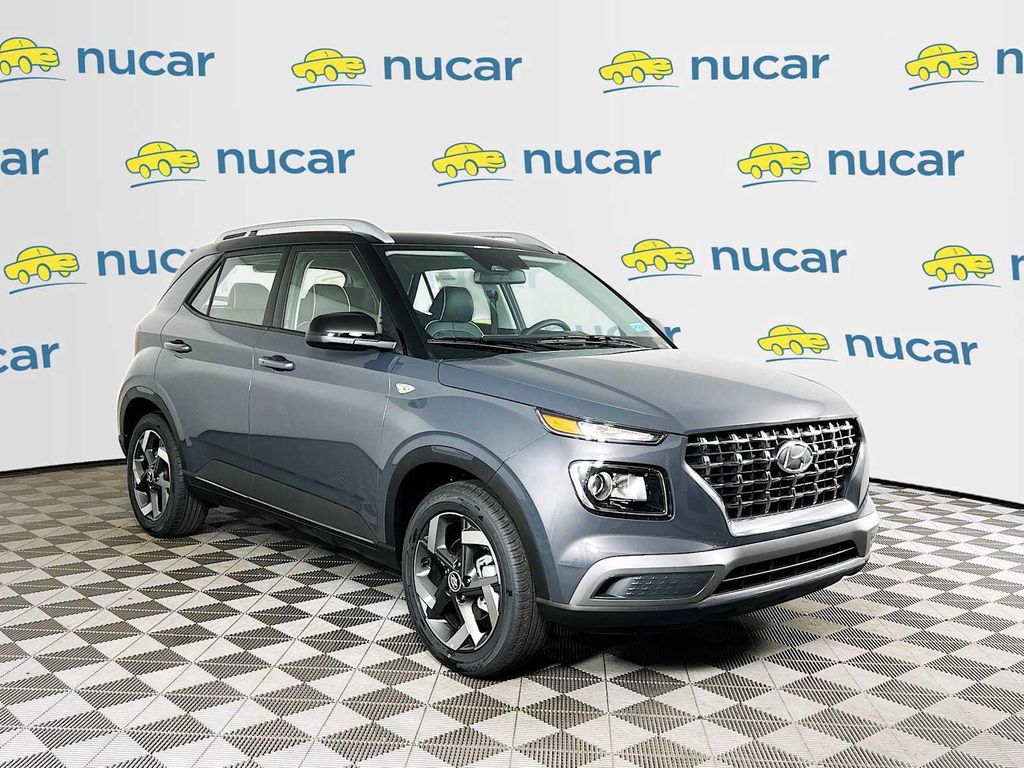 New 2026 Hyundai VENUE SEL w/Two-Tone Roof