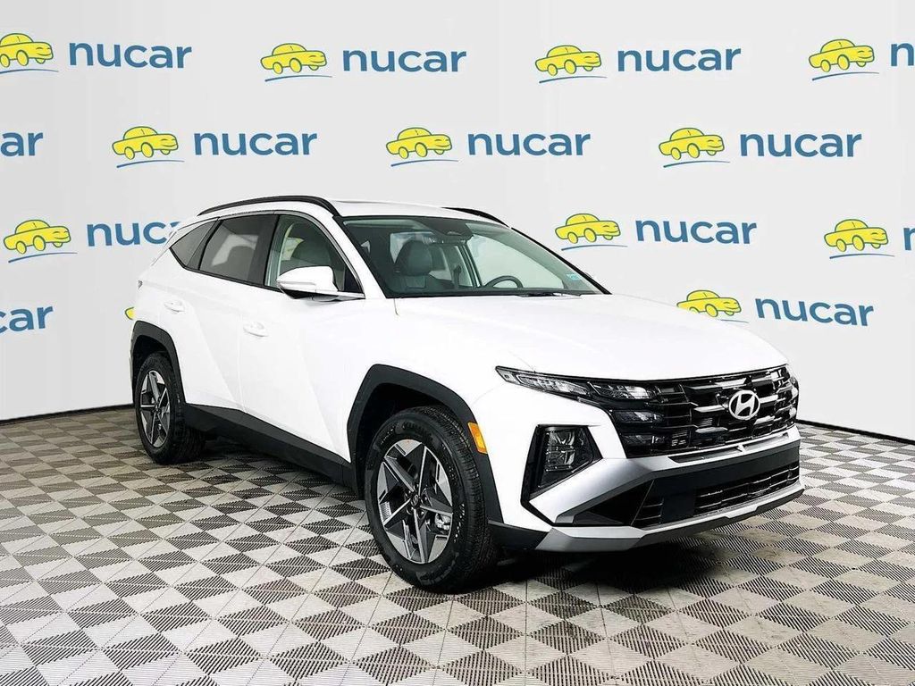 New 2026 Hyundai TUCSON SEL Premium