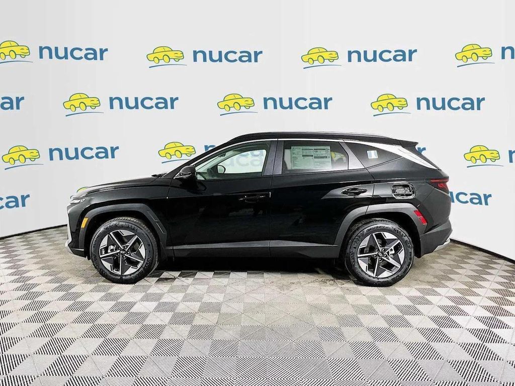 New 2026 Hyundai TUCSON SEL