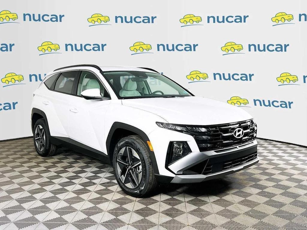 New 2026 Hyundai TUCSON Hybrid SEL