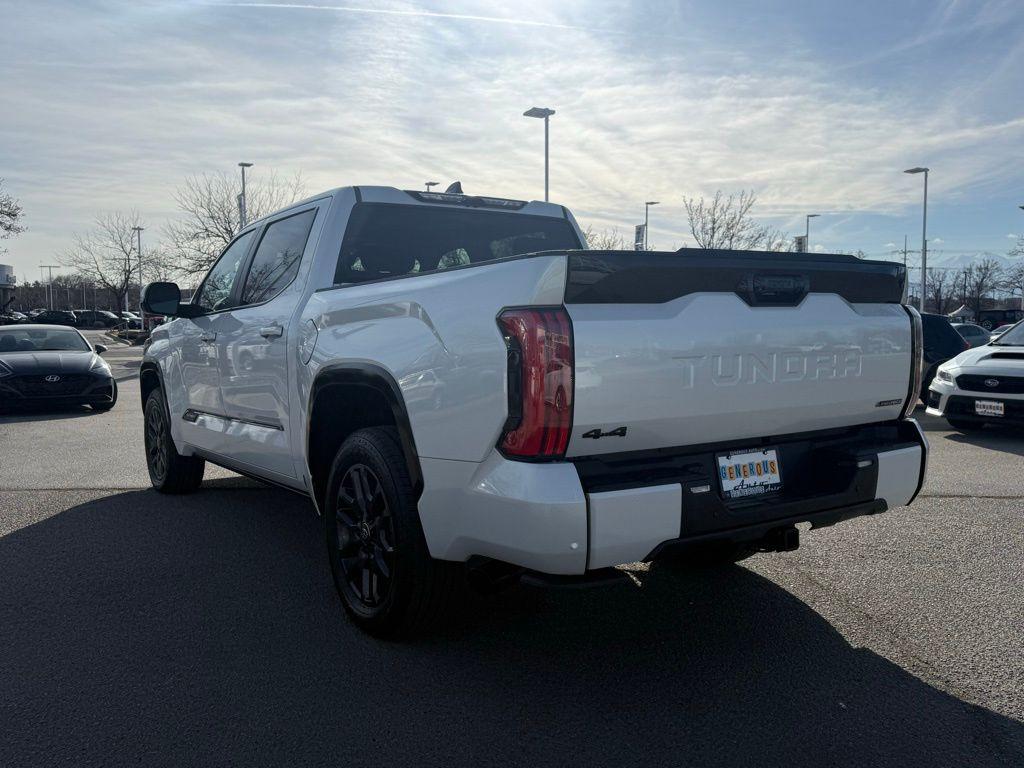 TOYOTA TUNDRA - 5