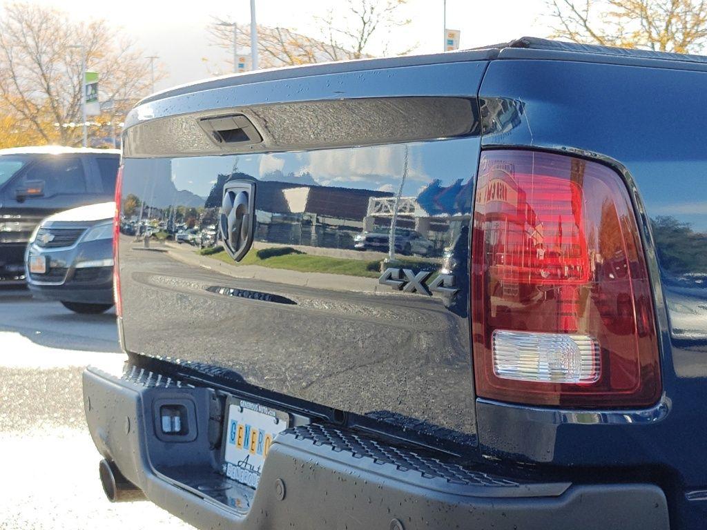 صورة مصغرة 35 لـ 2022 RAM 1500 CLASSIC SLT
