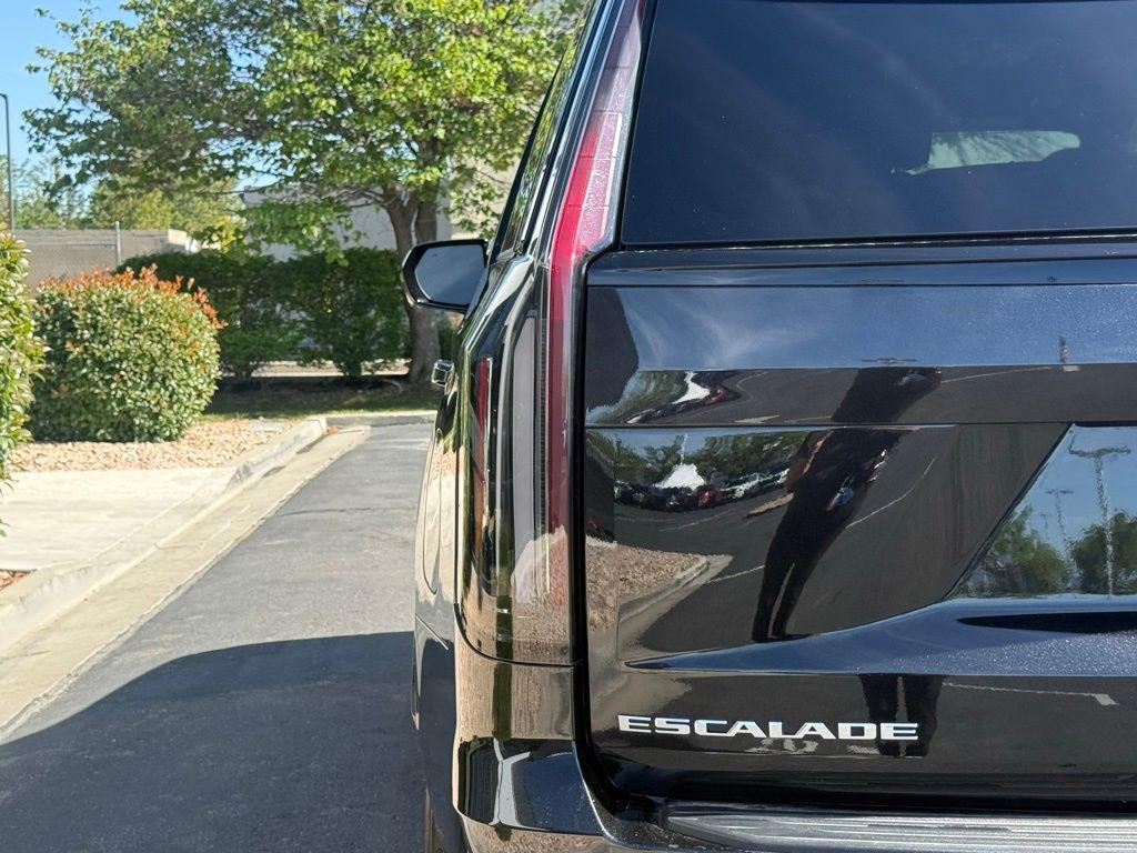 صورة مصغرة 36 لـ 2024 Cadillac ESCALADE V-SERIES