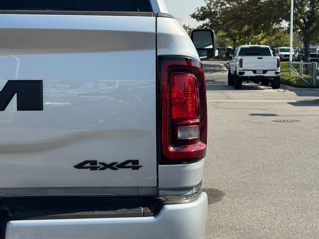 صورة مصغرة 32 لـ 2026 RAM 2500 BIG HORN
