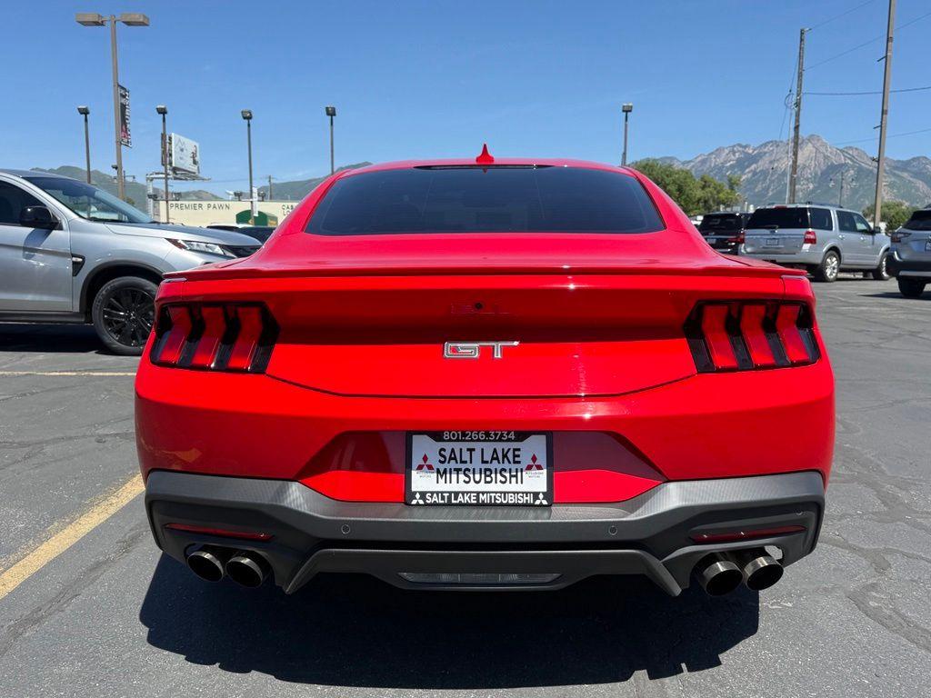 صورة 6 لـ 2025 FORD MUSTANG GT PREMIUM