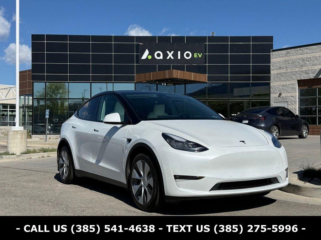TESLA MODEL Y LONG RANGE - 1