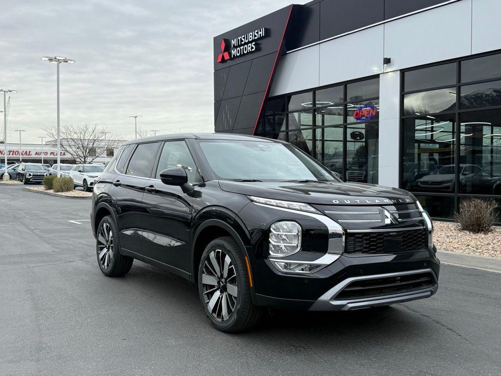 New 2026 Mitsubishi Outlander SE