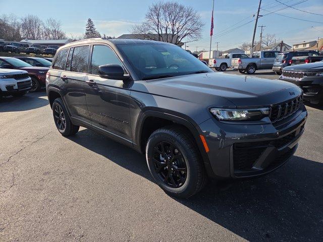 New 2026 Jeep Grand Cherokee Laredo