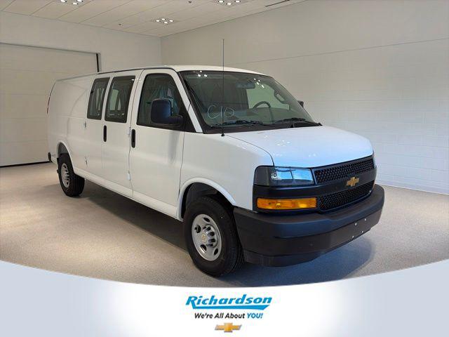 New 2026 Chevrolet Express 2500 LT