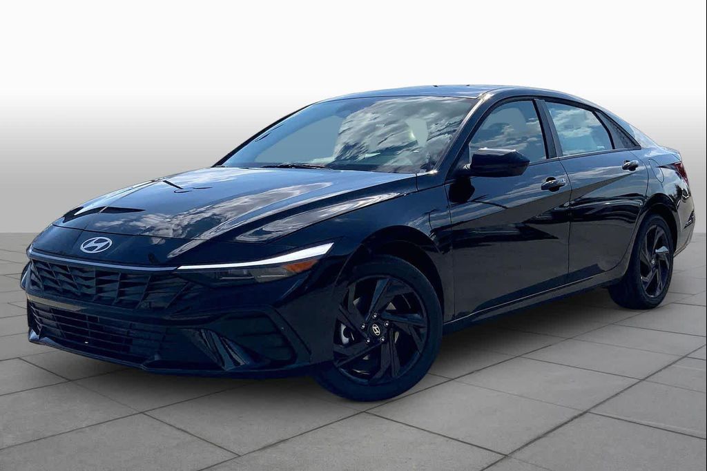 New 2026 Hyundai ELANTRA Sport