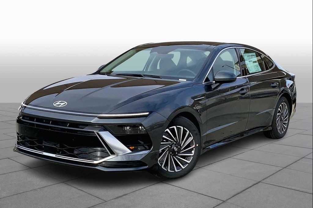 New 2026 Hyundai SONATA Hybrid SE