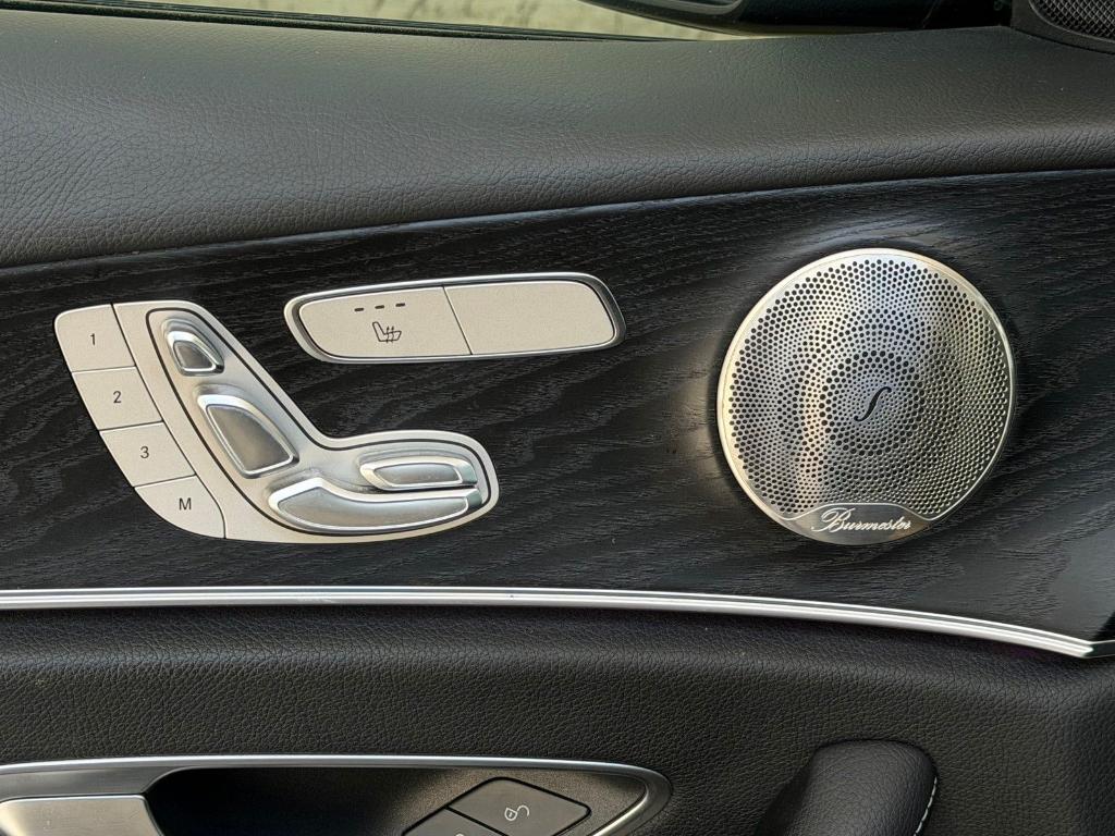 MERCEDES-BENZ E-CLASS - 8