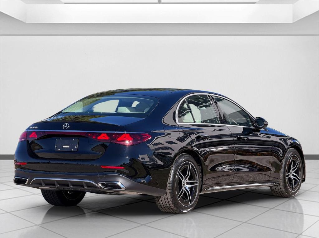 MERCEDES-BENZ E-CLASS - 3