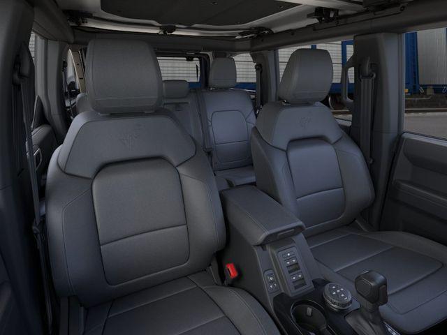 FORD BRONCO - 10