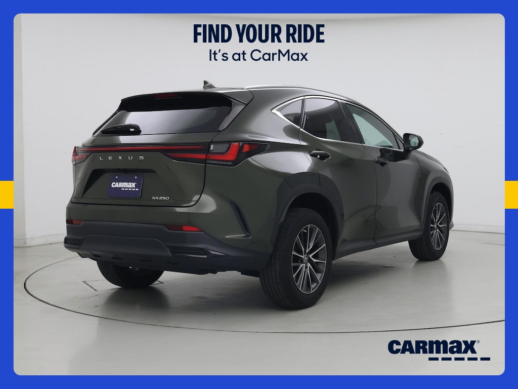 صورة 9 لـ 2023 Lexus NX 250