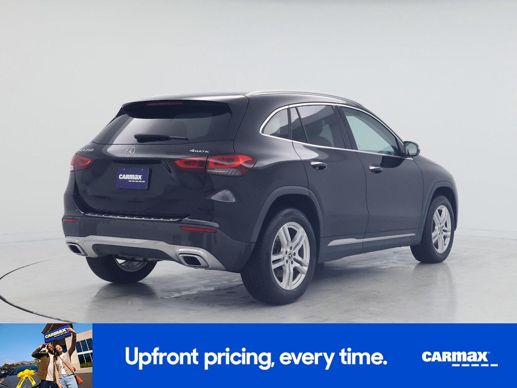 MERCEDES-BENZ GLA-CLASS - 10