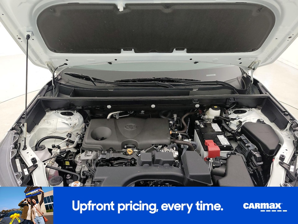 صورة مصغرة 25 لـ 2024 Toyota RAV4 XLE