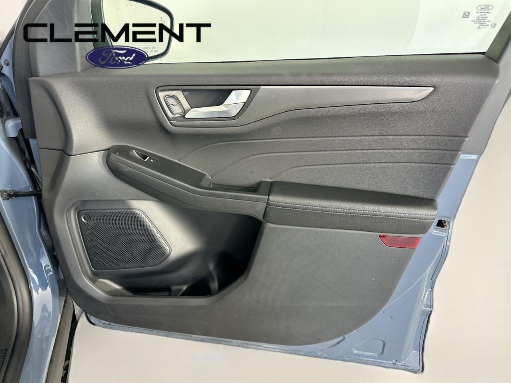 2025 FORD ESCAPE PHEV — миниатюра 32