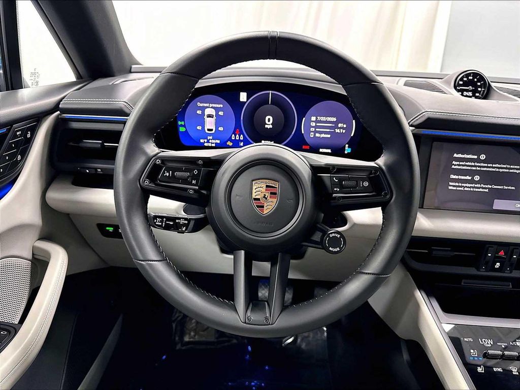 2025 Porsche MACAN MACAN ELECTRIC 缩略图 15