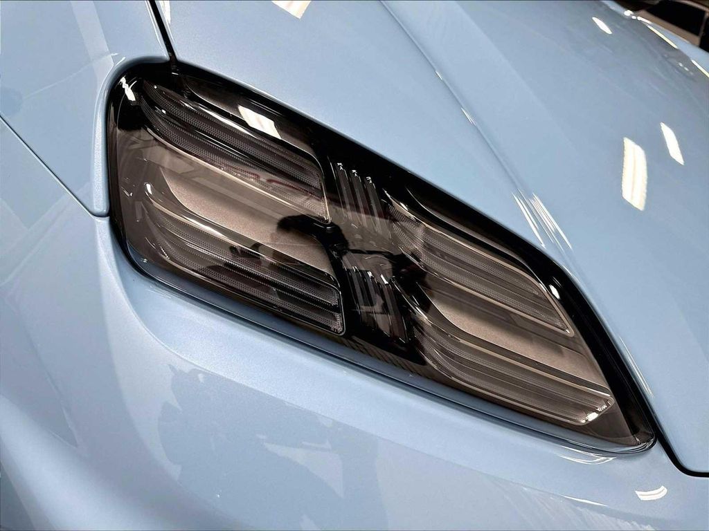 2025 Porsche MACAN MACAN ELECTRIC 缩略图 12