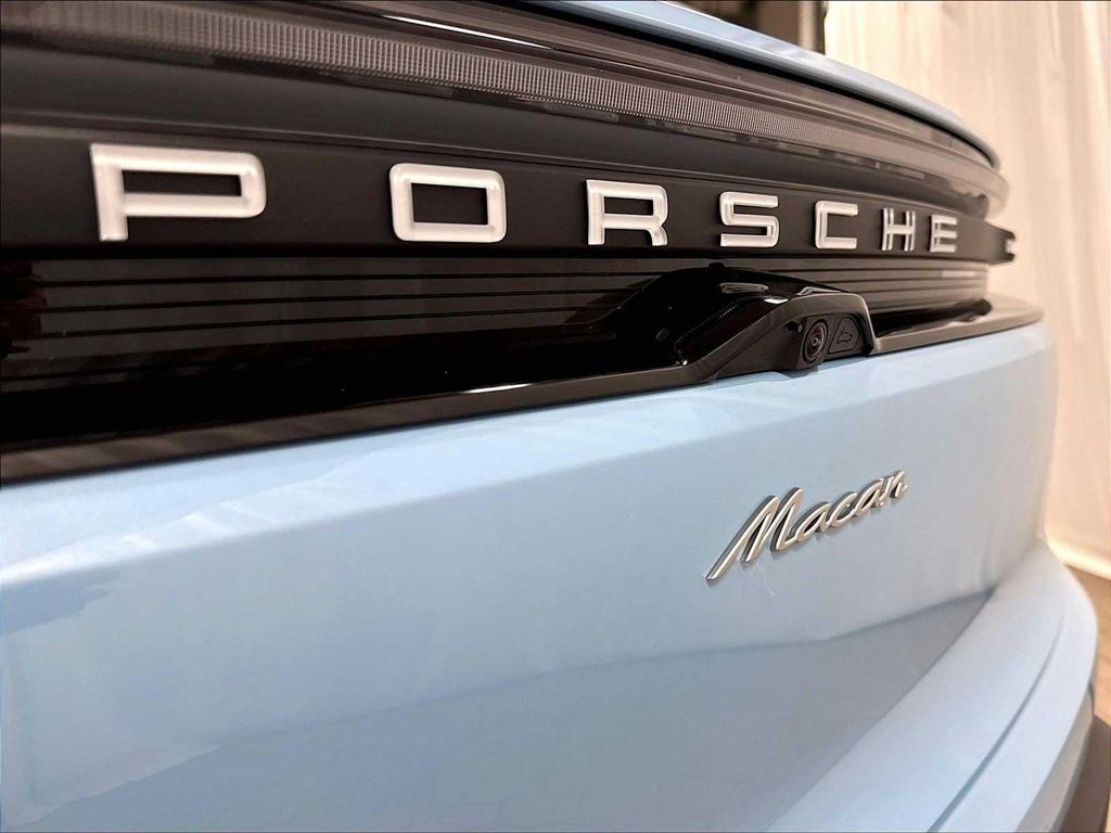 2025 Porsche MACAN MACAN ELECTRIC 缩略图 31