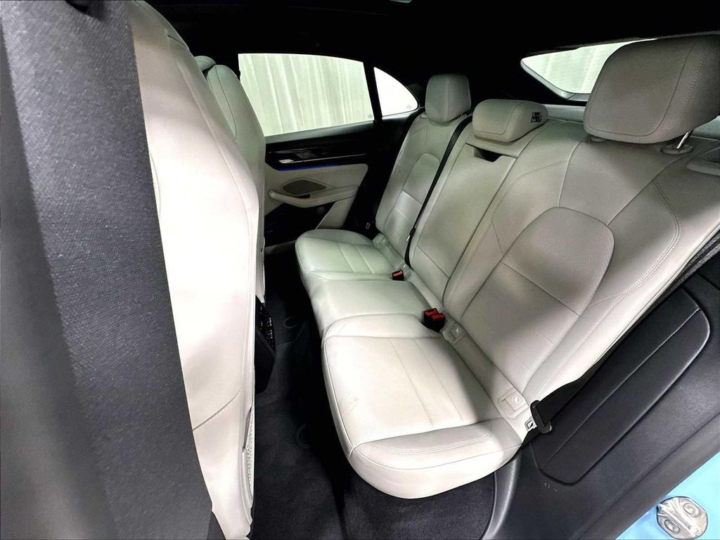 2025 Porsche MACAN MACAN ELECTRIC 缩略图 28