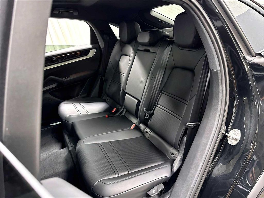 صورة مصغرة 25 لـ 2026 Porsche CAYENNE